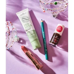 Essence 25 Feel The Mari-Time Kajal Pencil