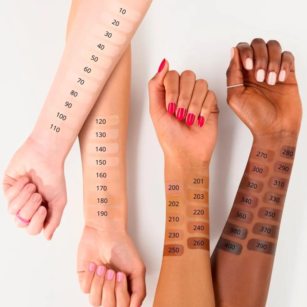 Essence 100 Foundation Stick