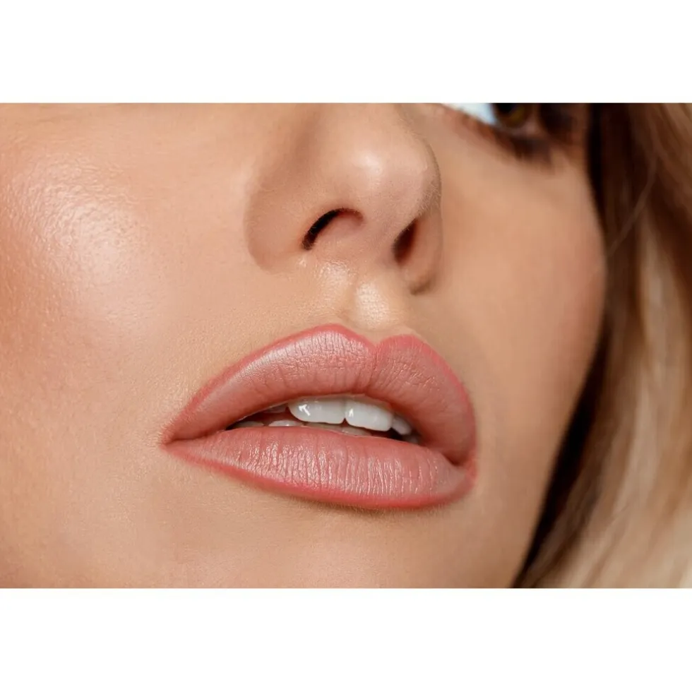 Kruidvat Show Off Colors 020 Lovely Bare Velvet Matte Lip Pencil