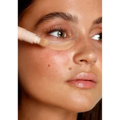 Kruidvat Wear It Nude 010 Light Under Eye Cushion Concealer