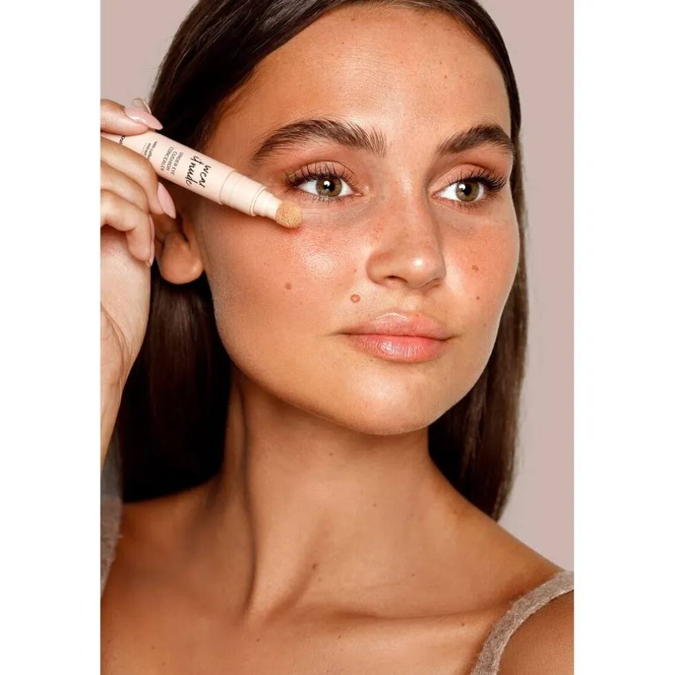 Kruidvat Wear It Nude 020 Medium Under Eye Cushion Concealer
